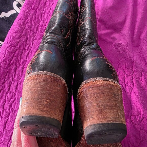 Rogers Embroidered Black Leather Cowboy Boots - Picture 6 of 7